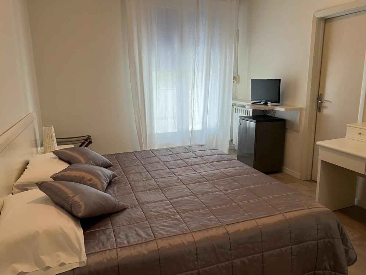 G&D Hotel Deanna Pool&Brunch ミラノ・マリッティマ 部屋 写真