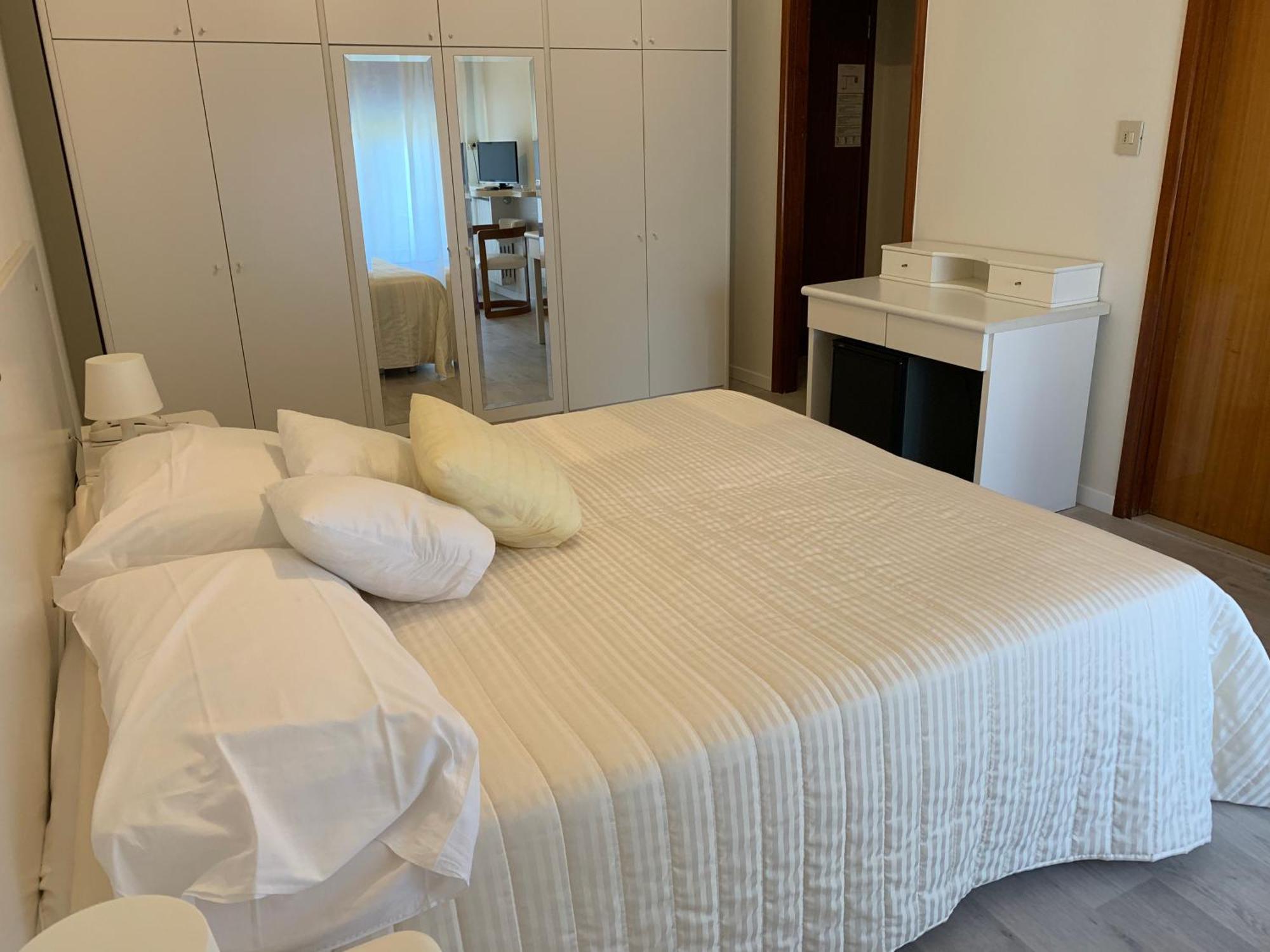 G&D Hotel Deanna Pool&Brunch ミラノ・マリッティマ 部屋 写真