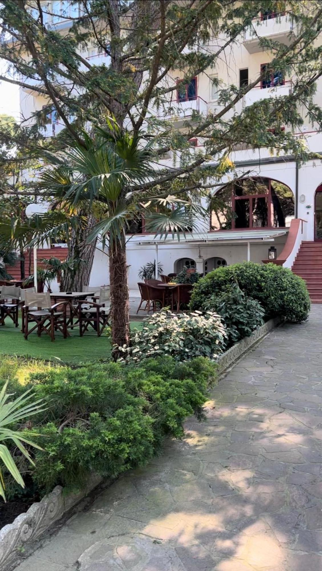 G&D Hotel Deanna Pool&Brunch ミラノ・マリッティマ エクステリア 写真