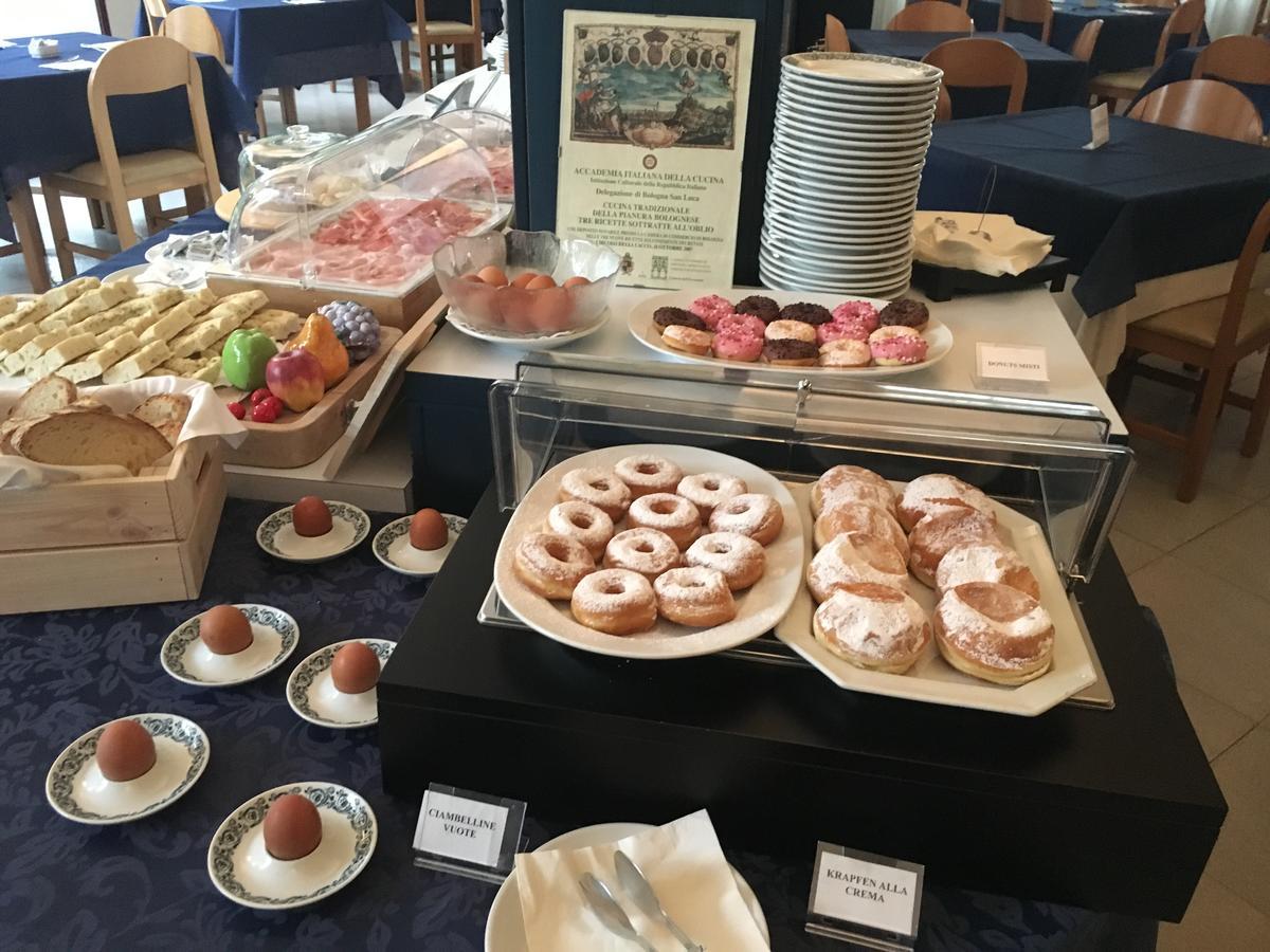 G&D Hotel Deanna Pool&Brunch ミラノ・マリッティマ エクステリア 写真